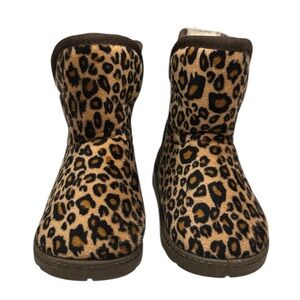Nida Leopard Print Boots Kid’s Size 10